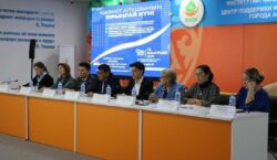 Больше 44 тысяч обращений за год принял Центр поддержки института…